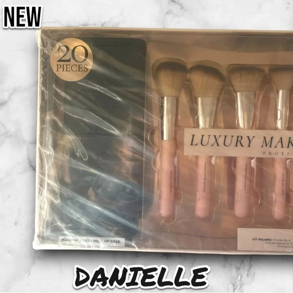 🔴New DANIELLE 20 Piece Luxury Make-Up Brush Set